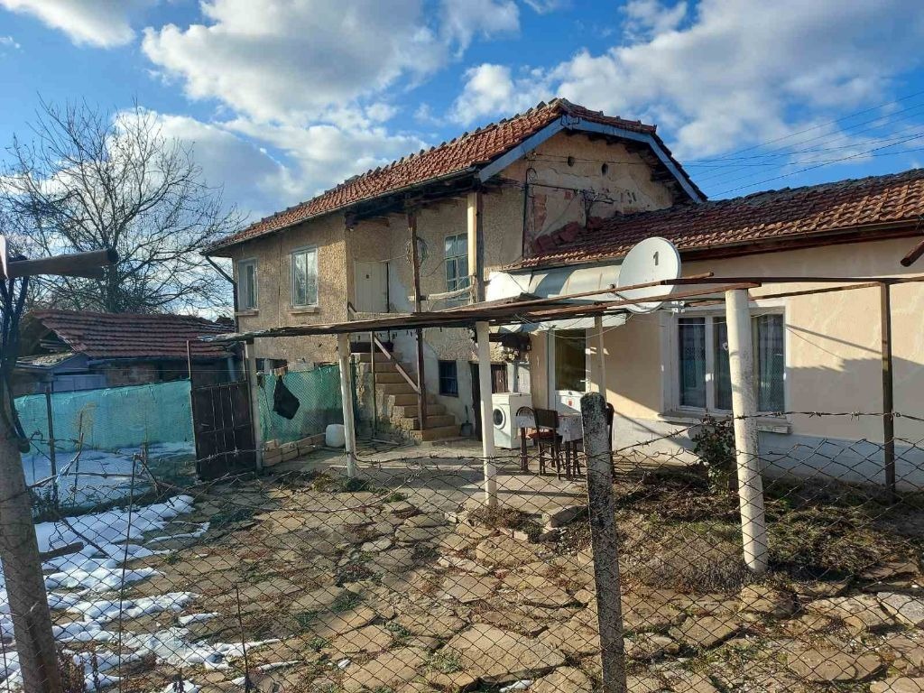 Продава КЪЩА, с. Радювене, област Ловеч, снимка 3 - Къщи - 54741321
