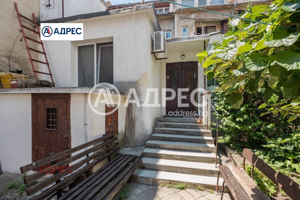 Продава КЪЩА, гр. Варна, Център, снимка 7 - Къщи - 55096399