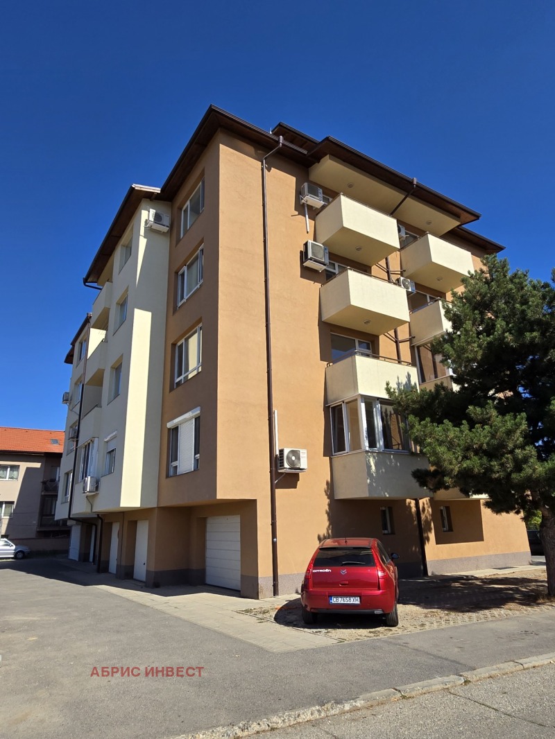 Продаја  1 спаваћа соба Софија , Левски , 61 м2 | 86575023