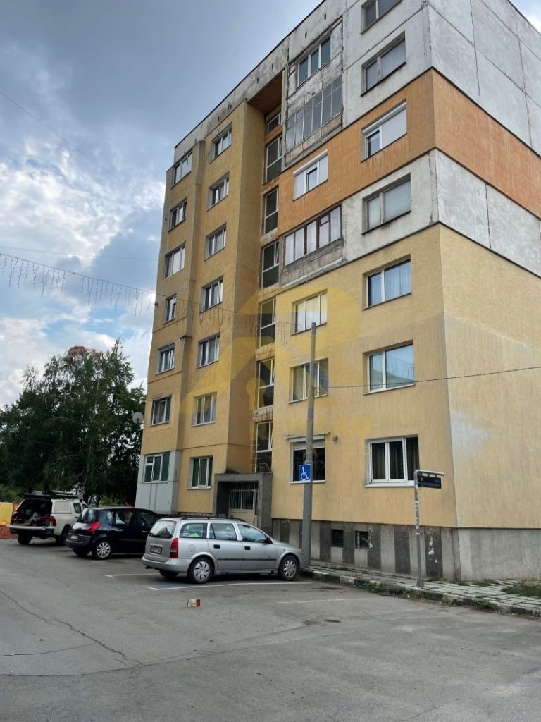 Продава 3-СТАЕН, гр. Перник, Изток, снимка 10 - Aпартаменти - 48235033