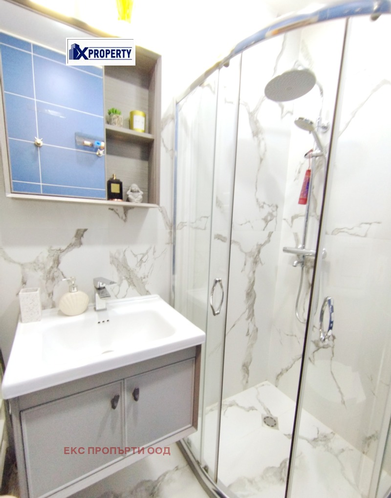 Продава  3-стаен град Перник , Център , 98 кв.м | 70802871 - изображение [15]