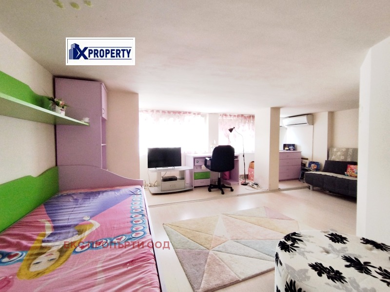 Продава  3-стаен град Перник , Център , 98 кв.м | 70802871 - изображение [11]