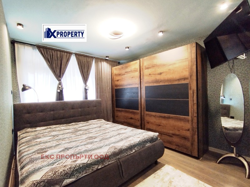 Продава  3-стаен град Перник , Център , 98 кв.м | 70802871 - изображение [9]