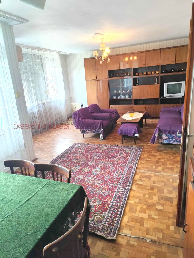 Продава 3-СТАЕН, гр. Бургас, Славейков