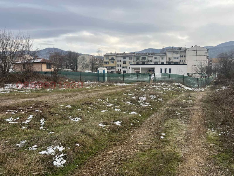 Продава ПАРЦЕЛ, гр. Правец, област София област, снимка 4 - Парцели - 53250744