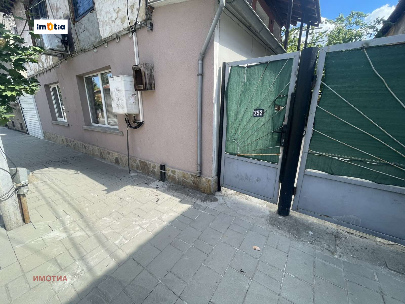 Продава ЕТАЖ ОТ КЪЩА, гр. Троян, област Ловеч, снимка 2 - Етаж от къща - 55985746