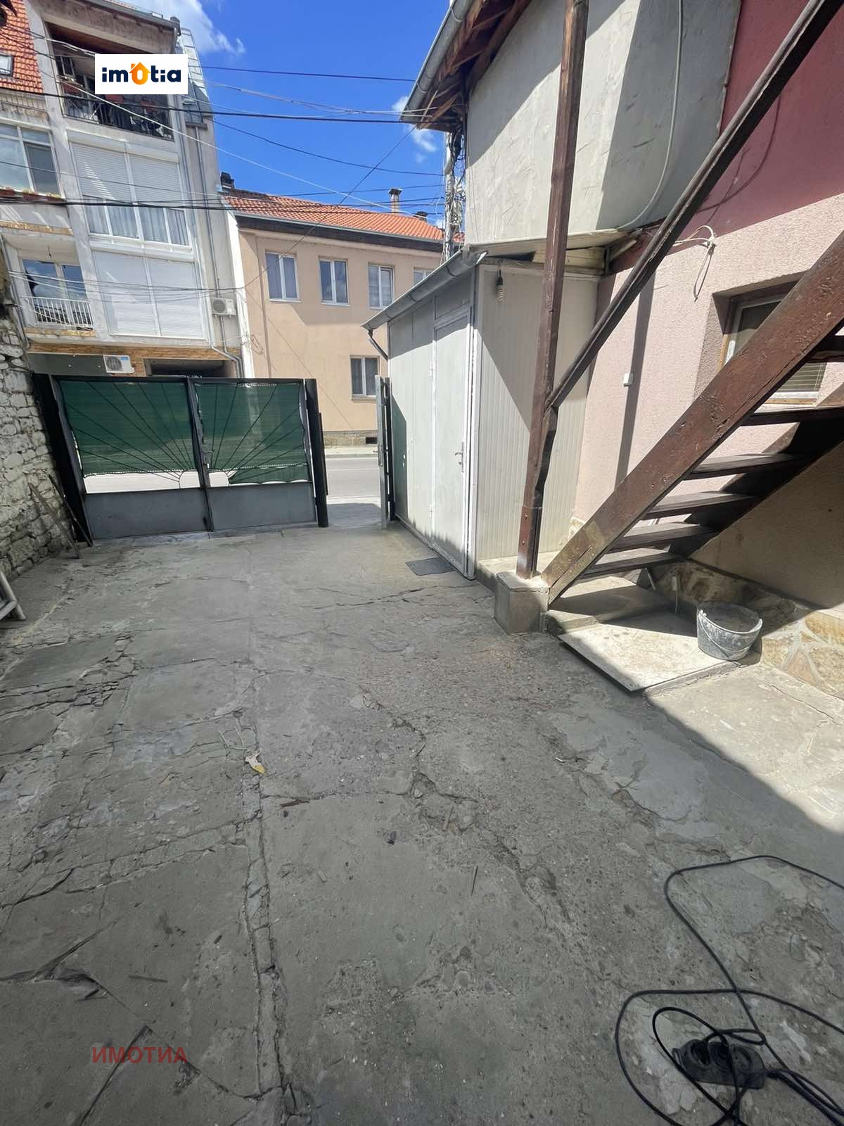 Продава ЕТАЖ ОТ КЪЩА, гр. Троян, област Ловеч, снимка 14 - Етаж от къща - 55985746