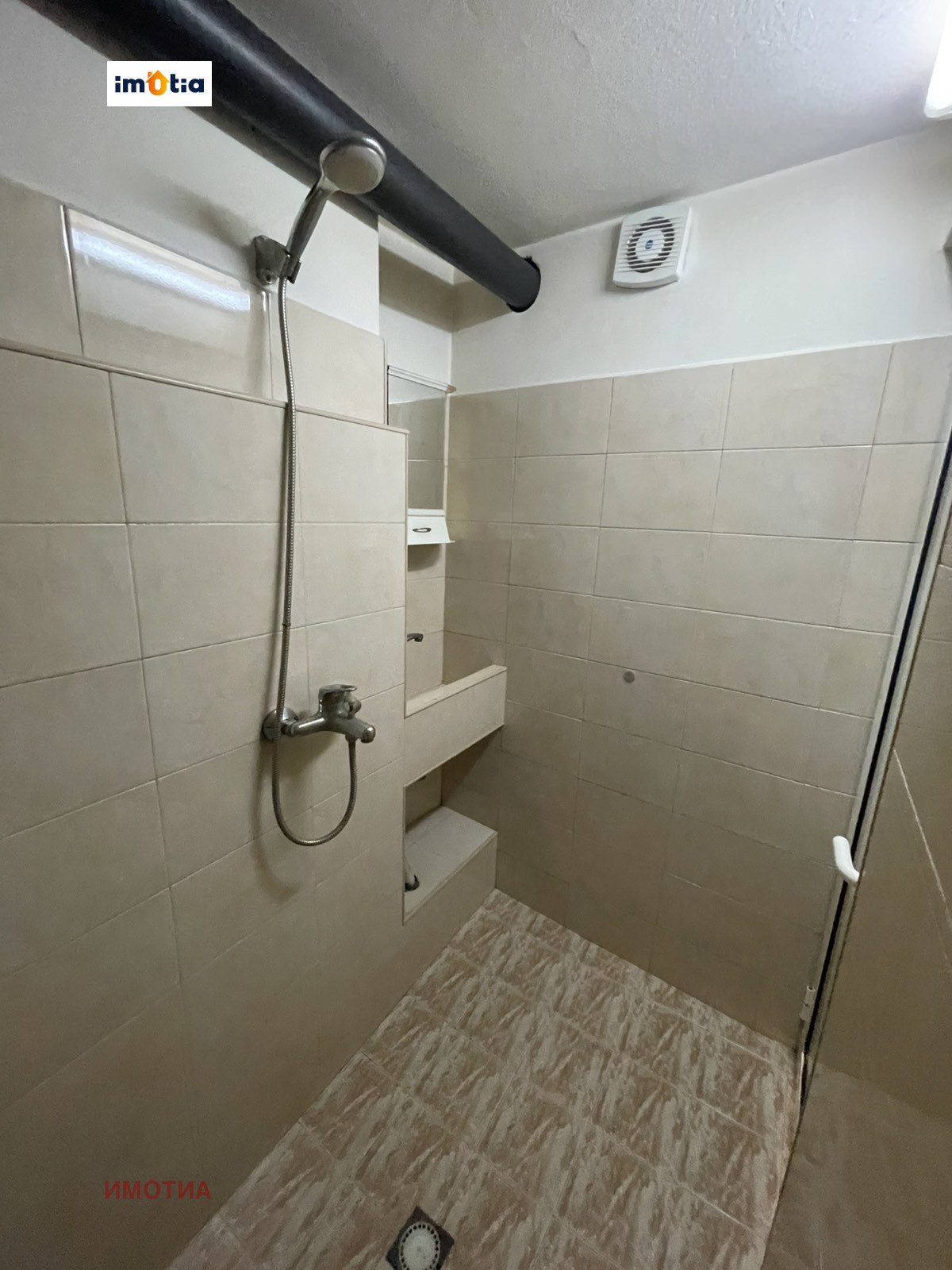 Продава ЕТАЖ ОТ КЪЩА, гр. Троян, област Ловеч, снимка 9 - Етаж от къща - 55985746
