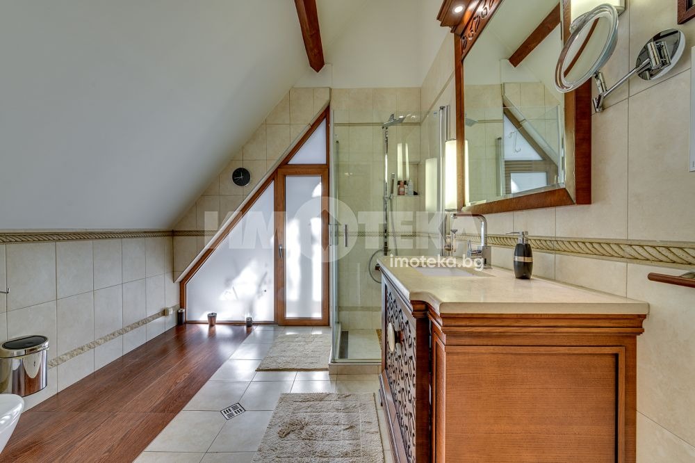 Продава КЪЩА, гр. София, с. Бистрица, снимка 15 - Къщи - 56269240