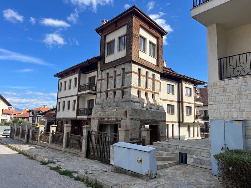 Продава 2-СТАЕН в област Благоевград, гр. Банско - 57 кв.м / 68 400 € » 133 778.77 лв., КЪМПАНИ 97
