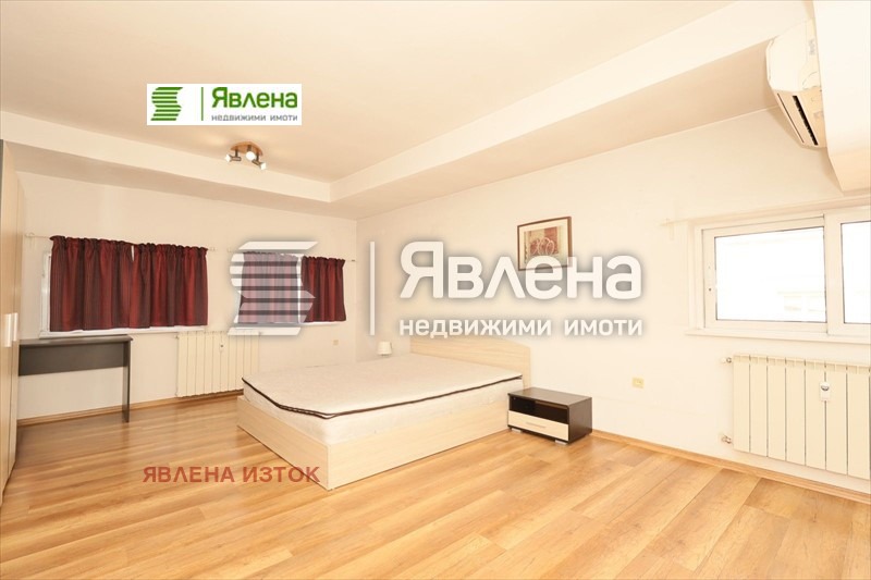 Продава 4-СТАЕН, гр. София, Център, снимка 16 - Aпартаменти - 47427905