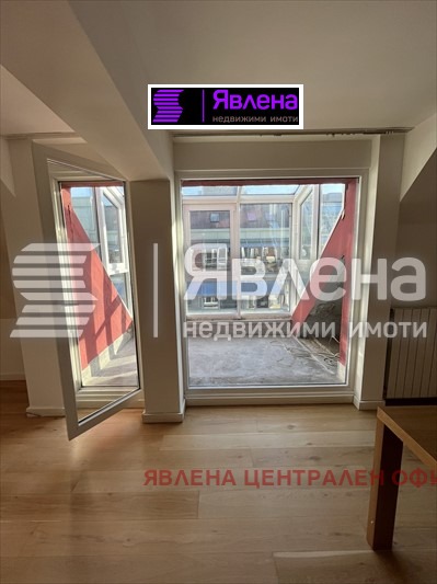 Продава МНОГОСТАЕН, гр. София, Център, снимка 3 - Aпартаменти - 48605617