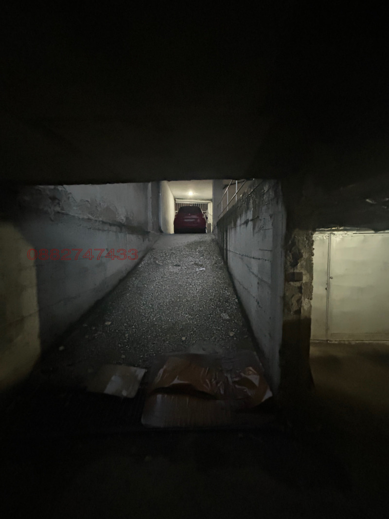 Продава ГАРАЖ, ПАРКОМЯСТО, гр. Пловдив, Кършияка, снимка 7 - Гаражи и паркоместа - 52784987