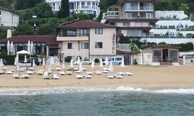 На продаж  Готель Варна , к.к. Златни пясъци , 400 кв.м | 69842430