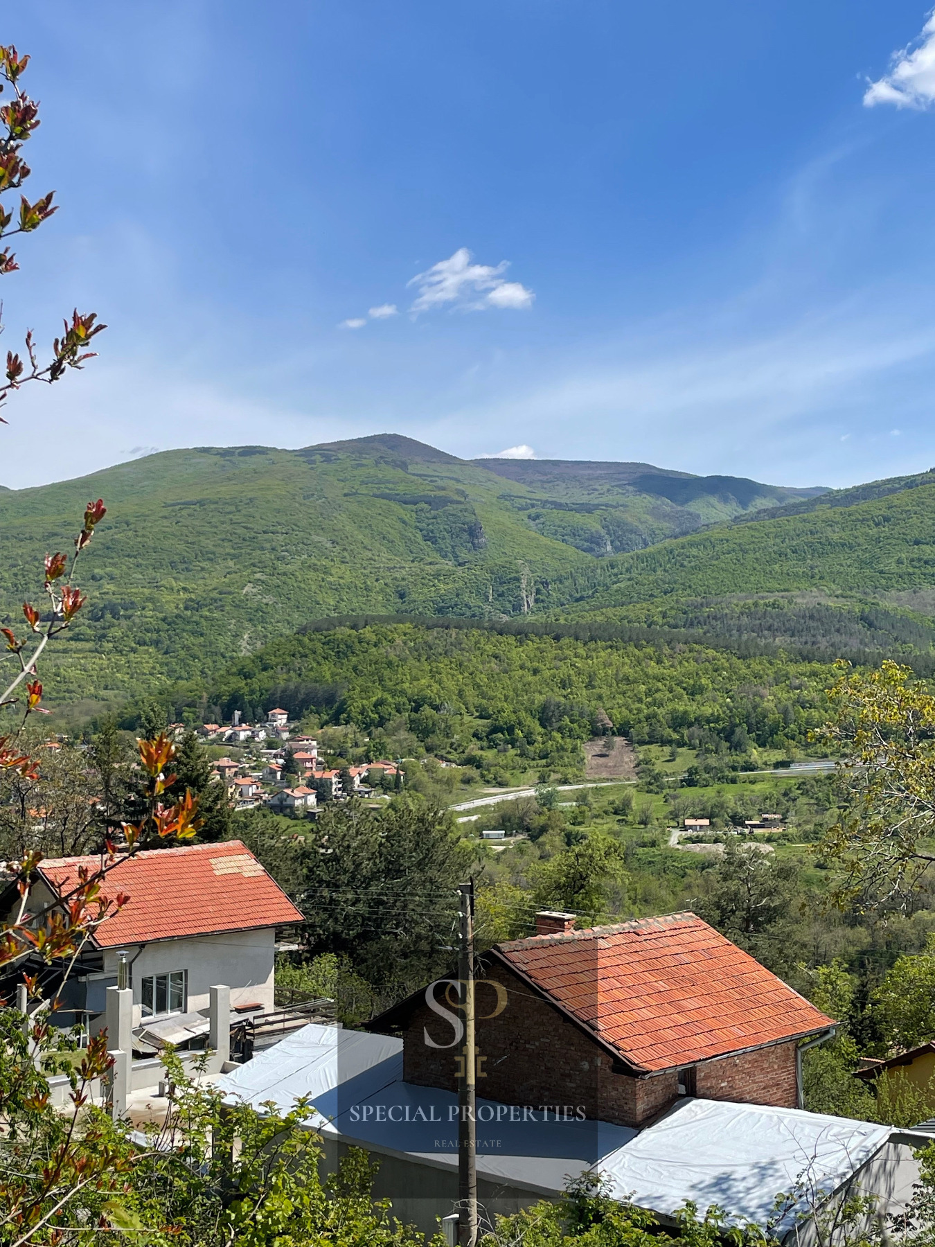 Продава КЪЩА, с. Храбрино, област Пловдив