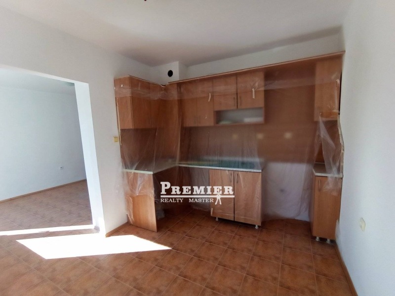 Продава 2-СТАЕН в област Бургас, гр. Свети Влас - 63 кв.м / 81 000 € » 158 422.23 лв., ПРЕМИЕР