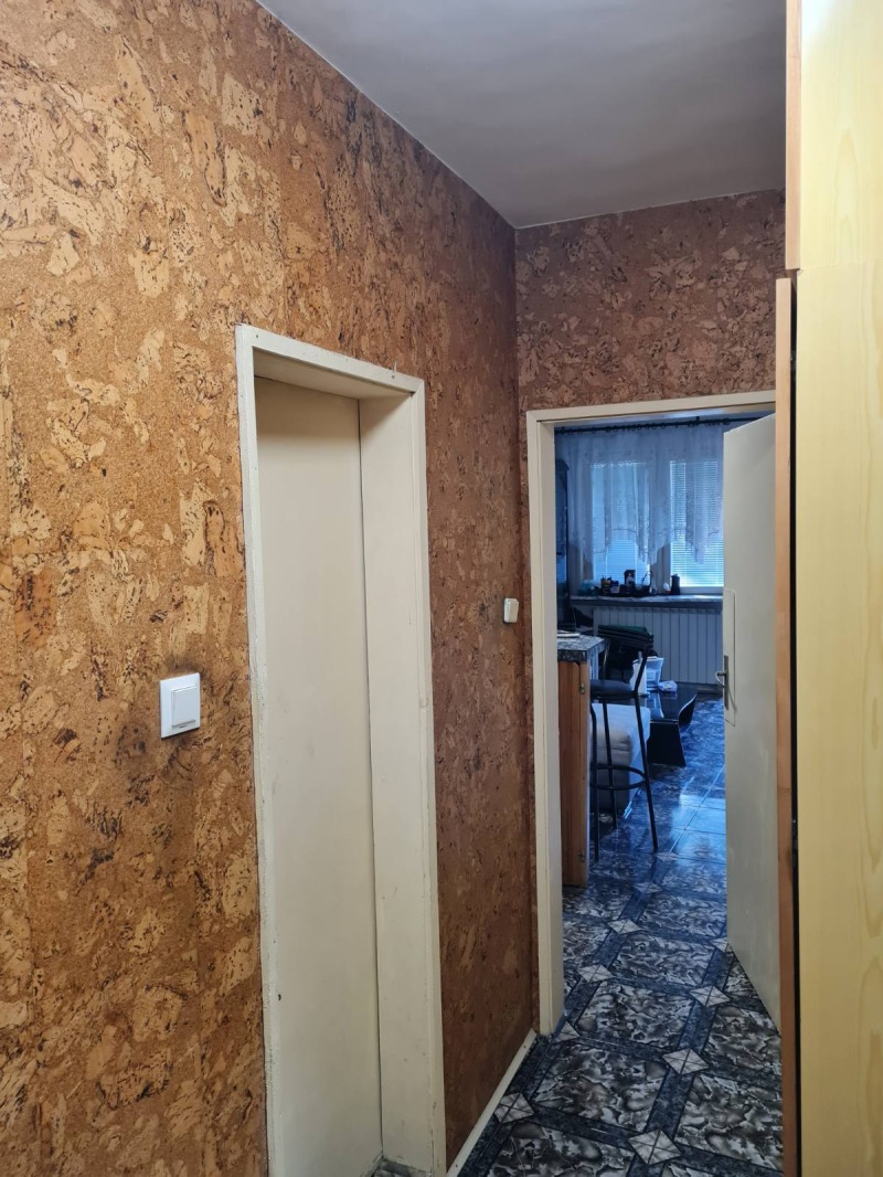 На продаж  1 спальня Пловдив , Кършияка , 65 кв.м | 98677772 - зображення [6]