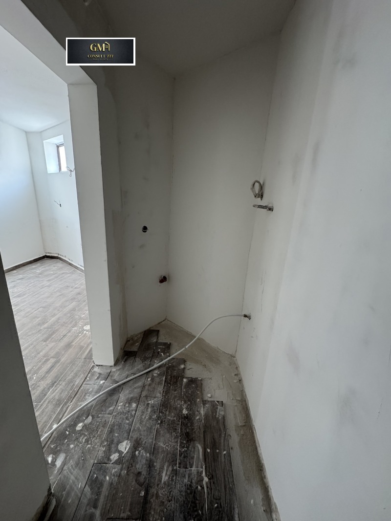 Продава  2-стаен град Плевен , Широк център , 65 кв.м | 34888703 - изображение [6]