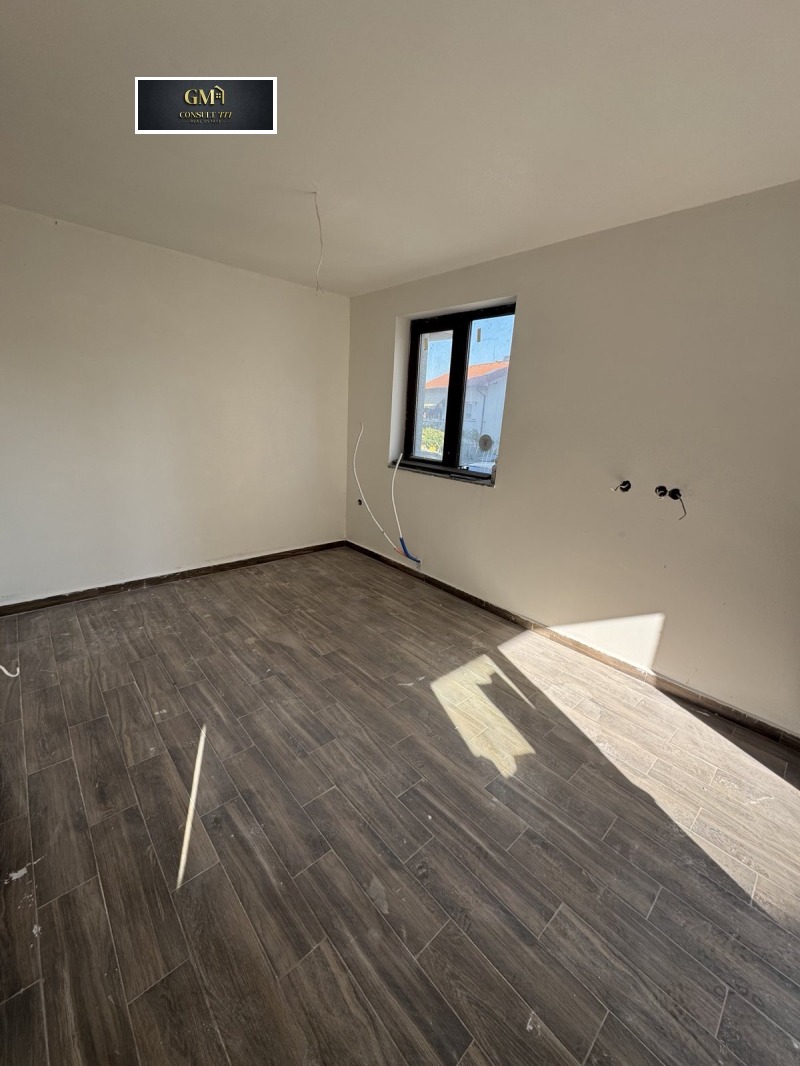 Продава  2-стаен град Плевен , Широк център , 65 кв.м | 34888703