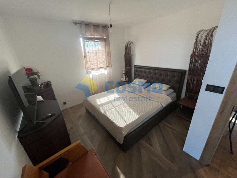 Myytävänä  Talo Burgas , Meden rudnik - zona V , 240 neliömetriä | 26840178 - kuva [16]