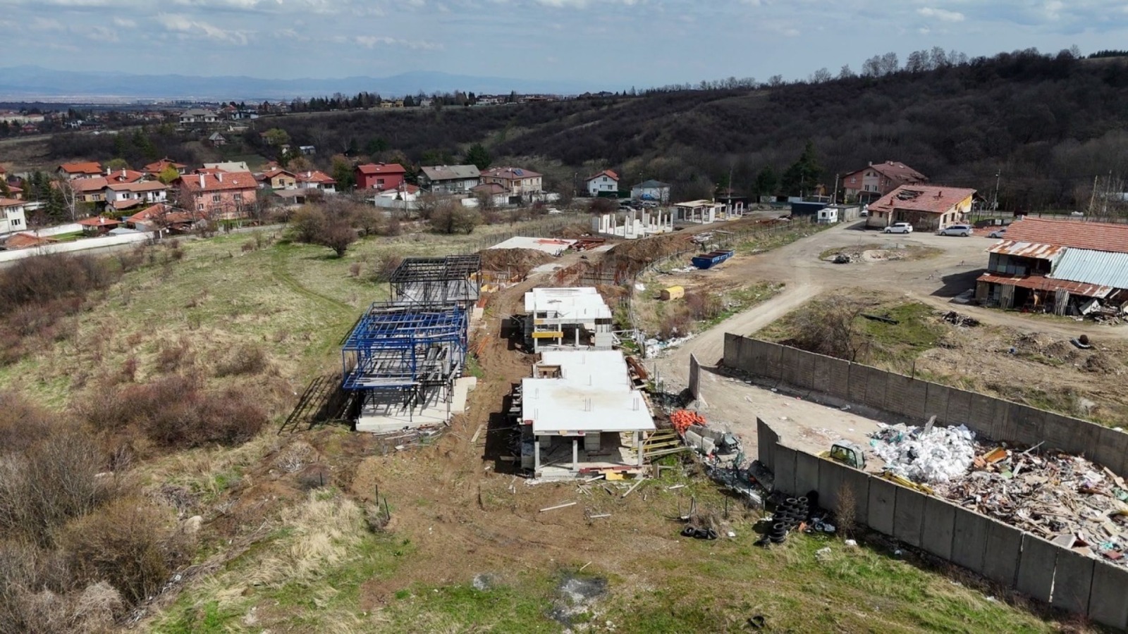 Продава КЪЩА, гр. София, гр. Банкя, снимка 2 - Къщи - 54376476