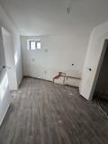 Продава 2-СТАЕН, град Плевен, Широк център • 125000 € / 244478.75 лв. • 34925380 4