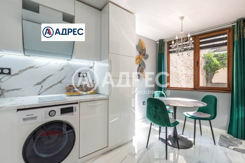 Продава МНОГОСТАЕН, гр. Варна, Център, снимка 2 - Апартаменти - 53259277