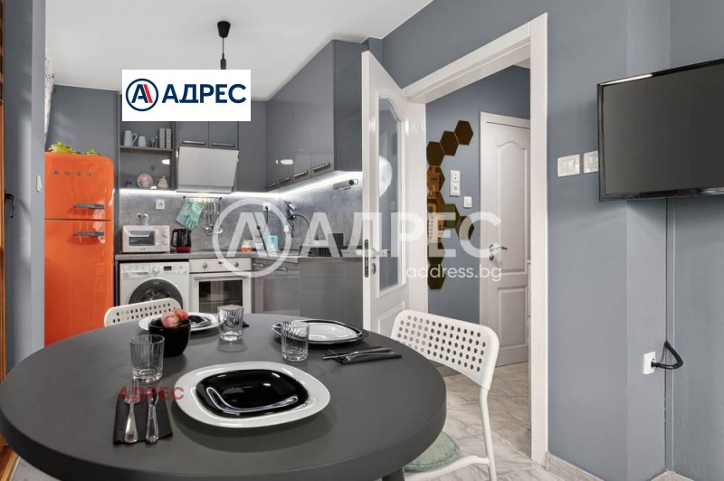 Продава МНОГОСТАЕН, гр. Варна, Център, снимка 9 - Апартаменти - 53259277