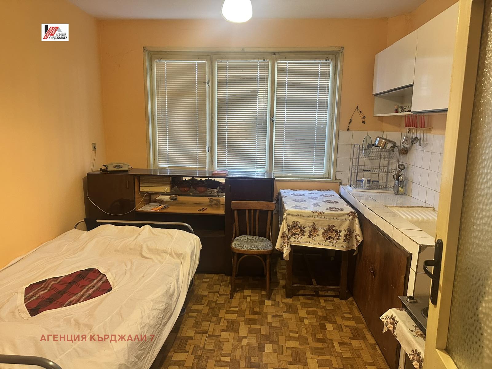 Продава 3-СТАЕН, гр. Кърджали, Център, снимка 6 - Апартаменти - 54665413