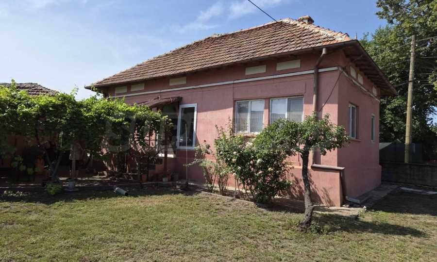 Продава КЪЩА, с. Ново село, област Видин