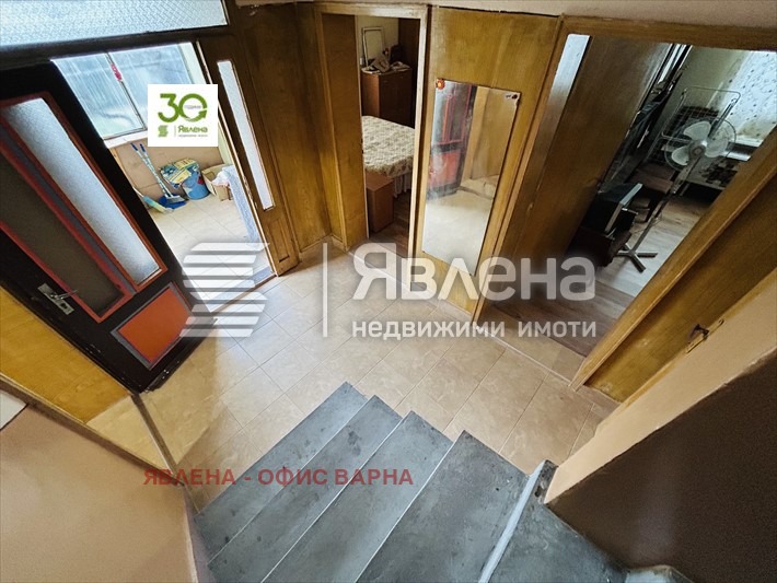 Продава КЪЩА, гр. Аксаково, област Варна, снимка 7 - Къщи - 48697628