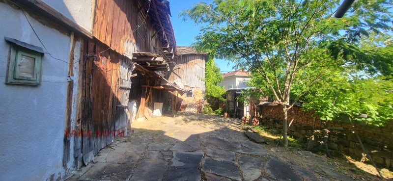 Продава  Къща област Ловеч , с. Белиш , 334 кв.м | 92452019 - изображение [11]