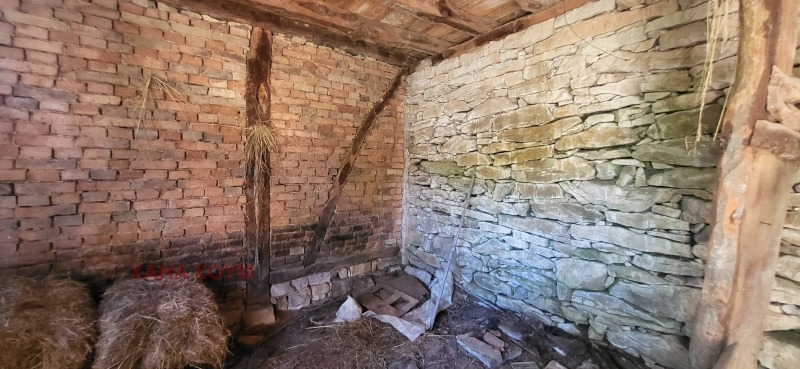 Продава  Къща област Ловеч , с. Белиш , 334 кв.м | 92452019 - изображение [12]