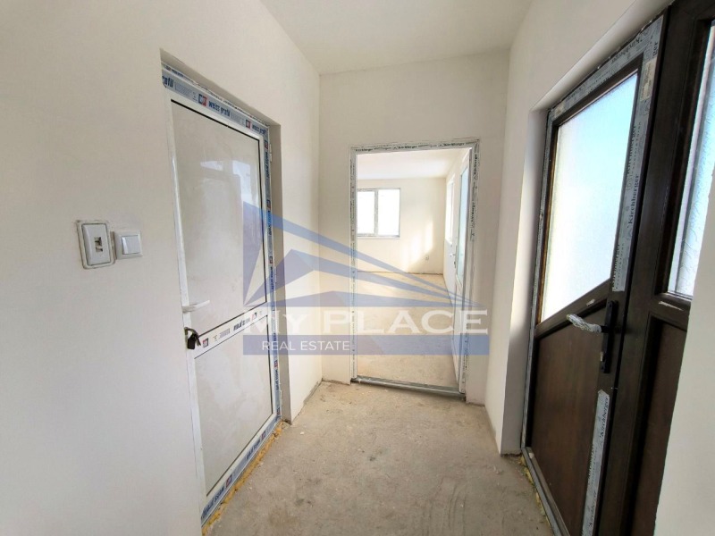 Продава КЪЩА, гр. Шумен, Куршун чешма, снимка 3 - Къщи - 53095268