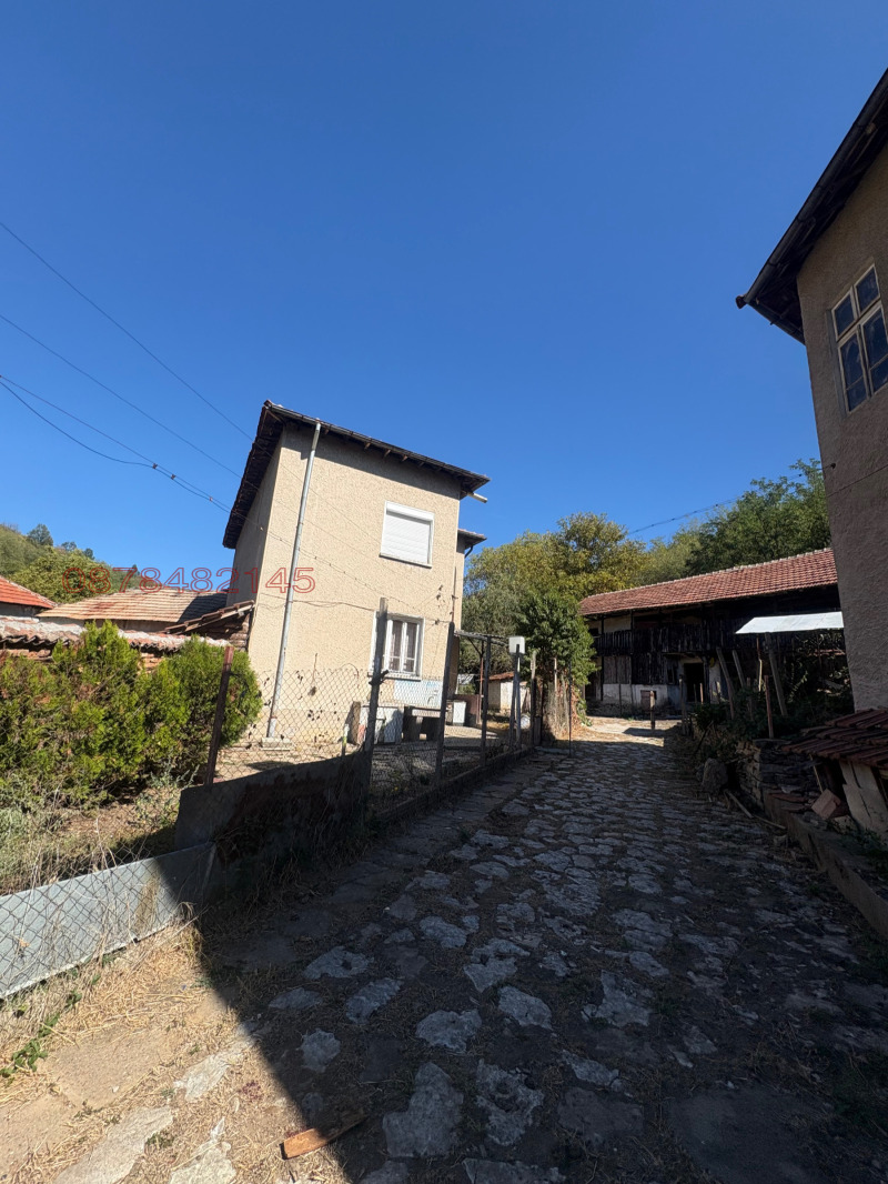 Продава КЪЩА, с. Беглеж, област Плевен, снимка 2 - Къщи - 53210973