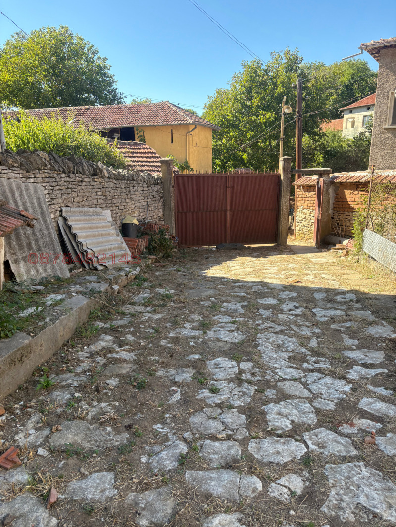 Продава КЪЩА, с. Беглеж, област Плевен, снимка 12 - Къщи - 53210973