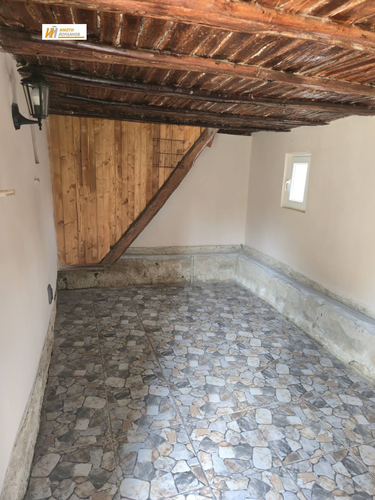 Продава КЪЩА, с. Пчелище, област Велико Търново, снимка 8 - Къщи - 54604754