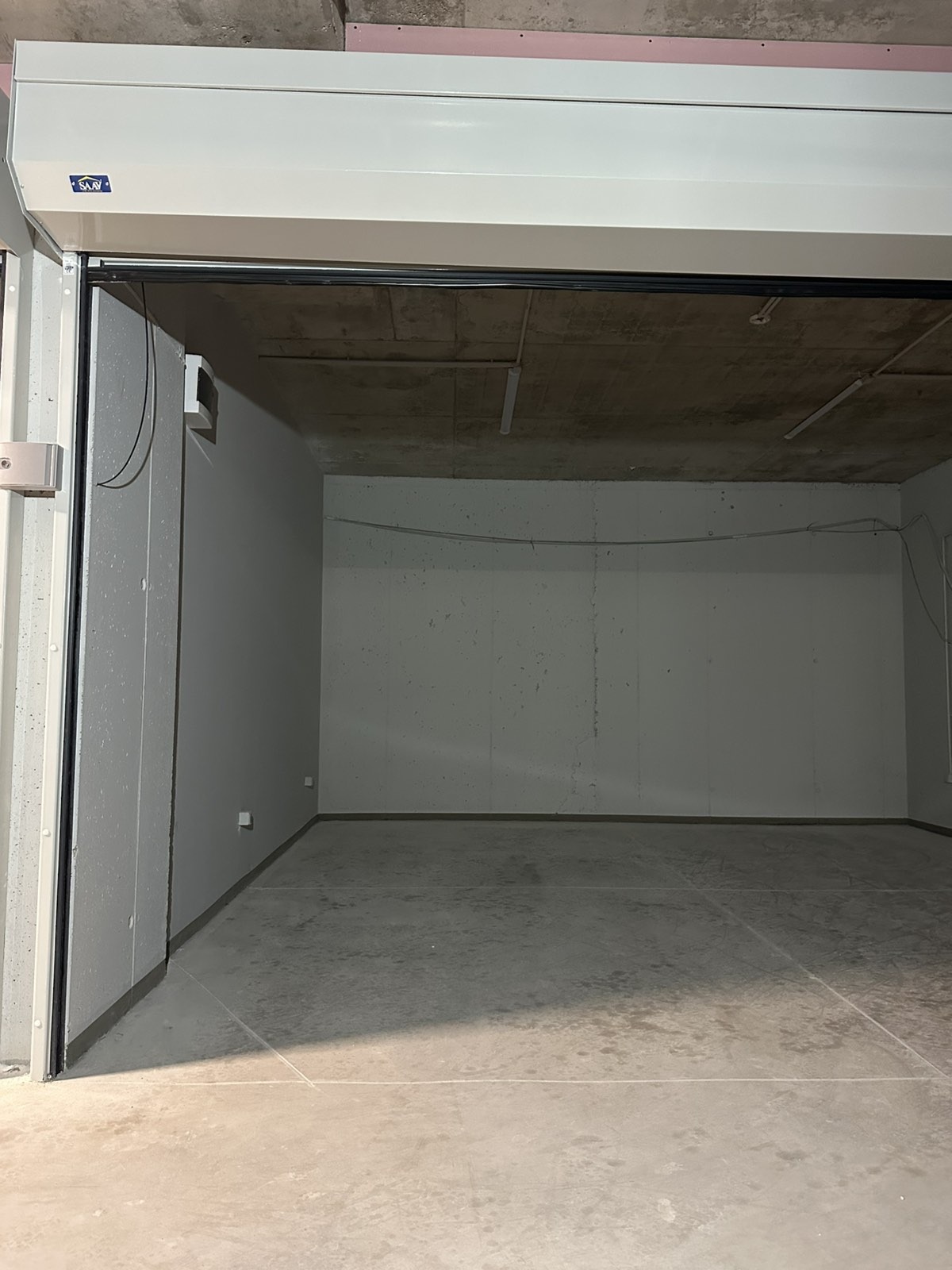 Продава ГАРАЖ, ПАРКОМЯСТО, гр. София, Център, снимка 3 - Гаражи и паркоместа - 53605742