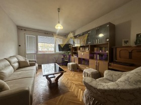 3-СТАЕН, 72 m2
