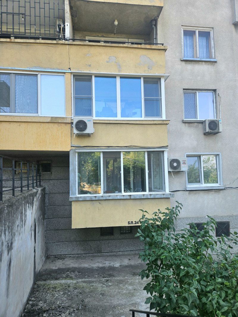 Продава  3-стаен град Русе , Дружба 2 , 97 кв.м | 37077950 - изображение [11]