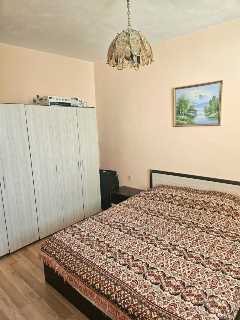 Продава  3-стаен град Русе , Дружба 2 , 97 кв.м | 37077950 - изображение [2]