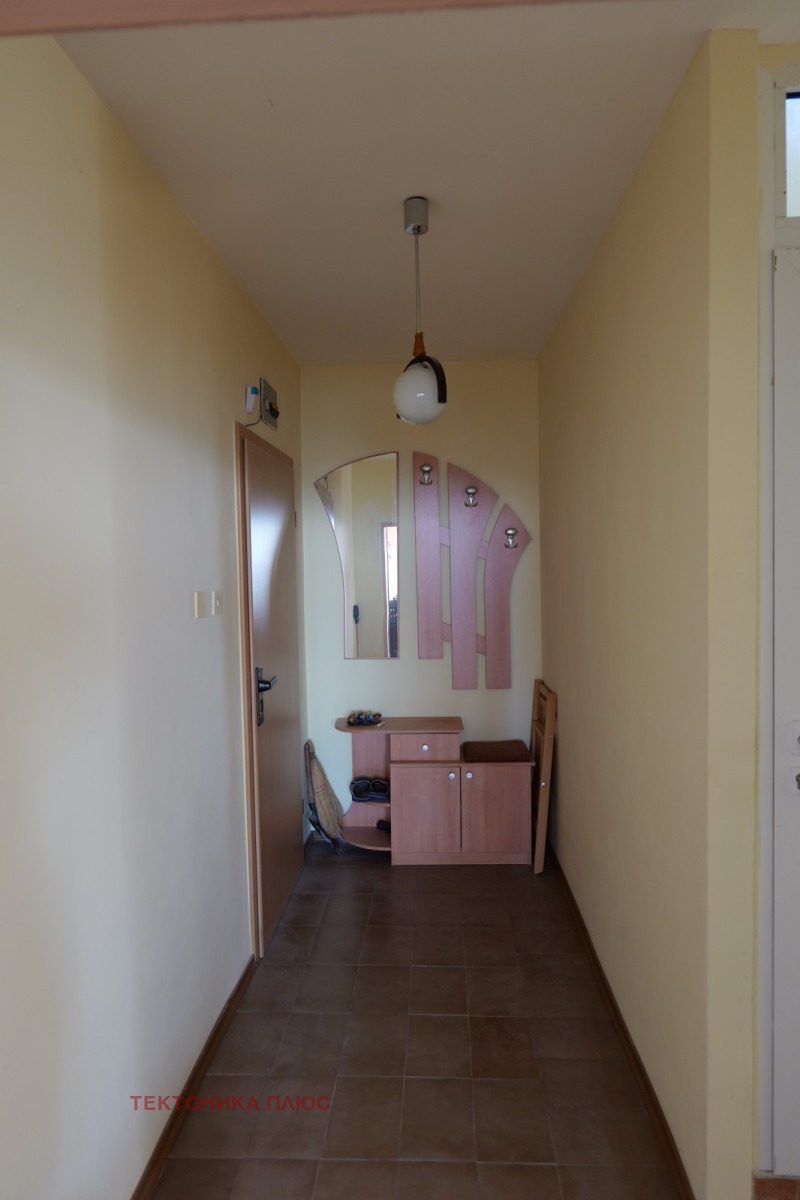 Продава  4-стаен област Перник , гр. Радомир , 144 кв.м | 59058040 - изображение [3]