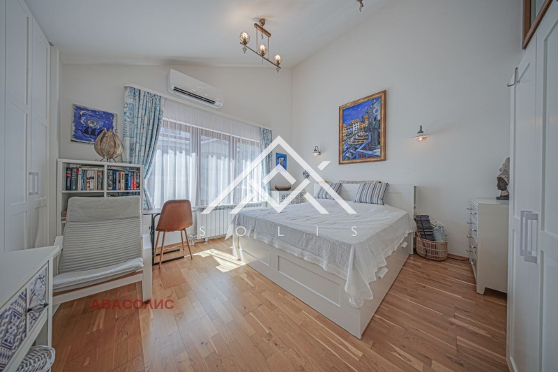 Продава  Къща град София , с. Бистрица , 428 кв.м | 60676159 - изображение [15]