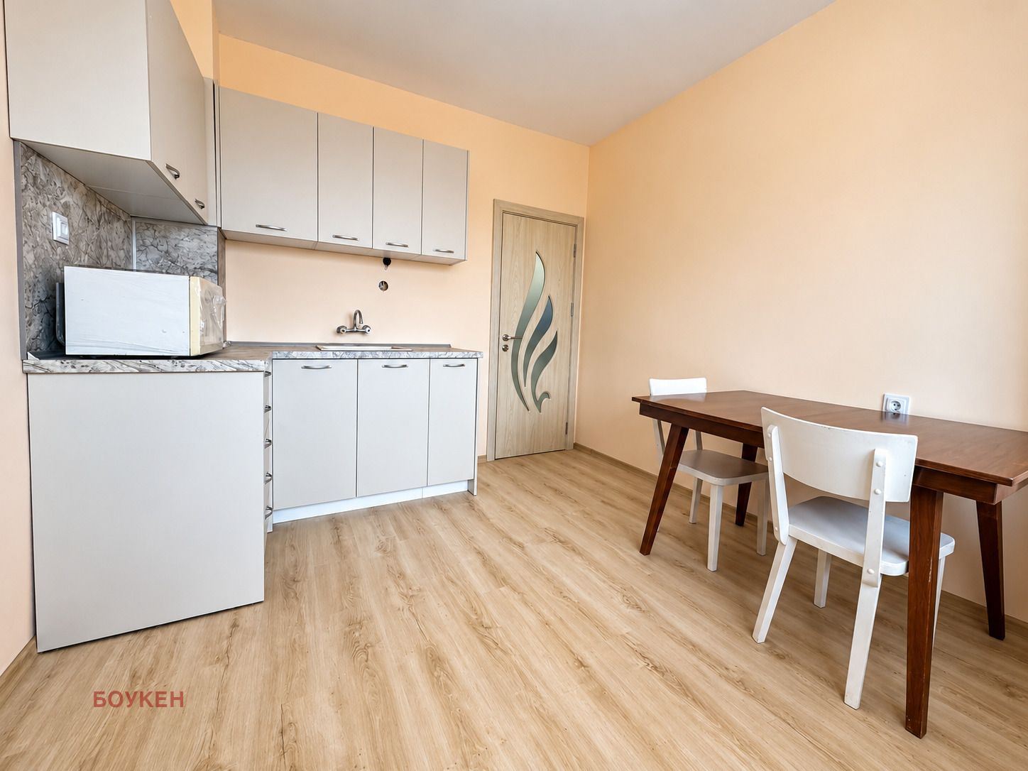 Продава 3-СТАЕН, гр. Добрич, Център, снимка 8 - Апартаменти - 55226349