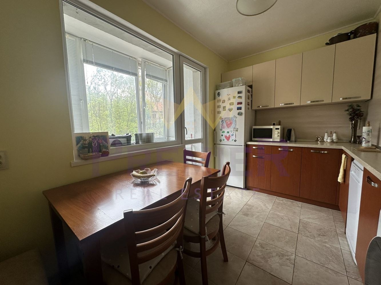 Продава 3-СТАЕН, гр. Плевен, 9-ти квартал, снимка 7 - Апартаменти - 55269483