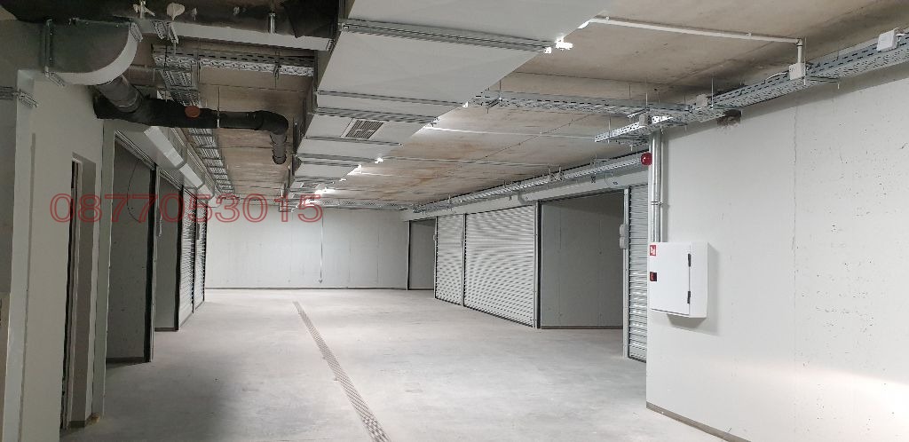 Продава ГАРАЖ, ПАРКОМЯСТО, гр. София, Център, снимка 3 - Гаражи и паркоместа - 53765099