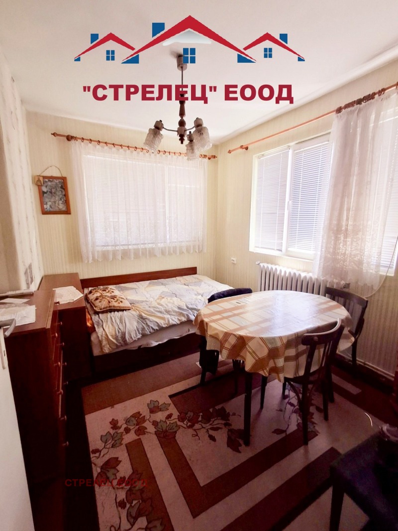 Продава  Етаж от къща град Добрич , Йовково , 100 кв.м | 14157300 - изображение [5]