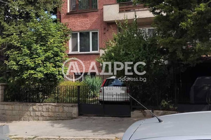 Προς πώληση  Όροφος σπιτιού Σοφηια , Ρεδυτα , 150 τ.μ | 94297348