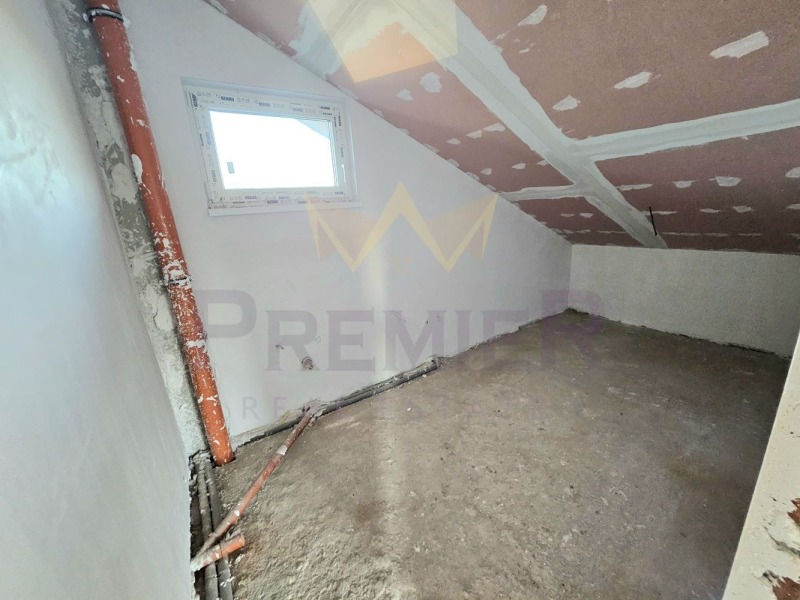 Продава КЪЩА, гр. София, с. Житен, снимка 12 - Къщи - 53230118