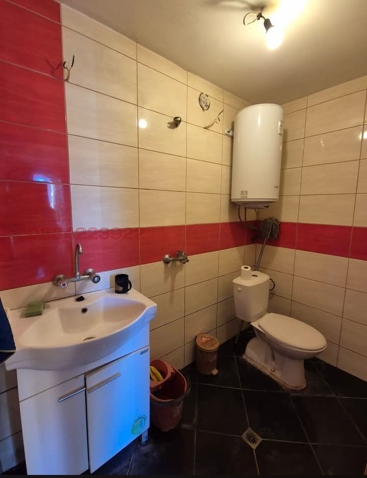 Продава КЪЩА, с. Гривица, област Плевен, снимка 14 - Къщи - 56647673